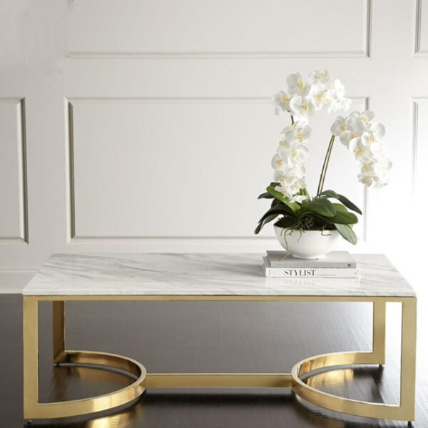 طاولة قهوة مودرن بتصميم فاخر