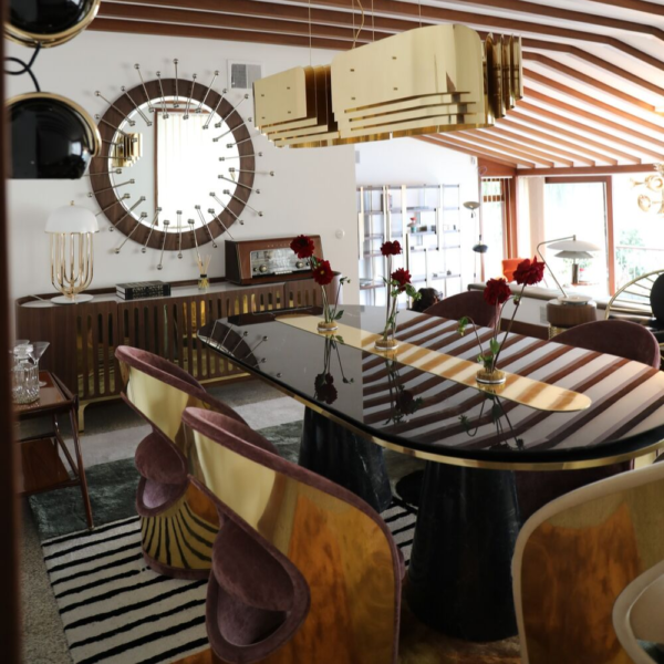 طاولة طعام مودرن بتصميم ملكي فاخر