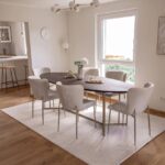 طاولة طعام دائرية تصميم ايطالى مميز