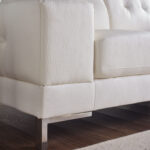 ⁦كنبة ثلاثية جلد بتصميم بيتريب⁩ - الصورة ⁦4⁩