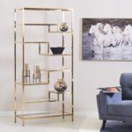 خزانة كتب معدنية بتصميم لوسيا