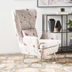 كرسي مودرن بمسند ذراعين وظهر مرتفع