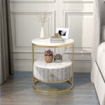 كمودينة بتصميم حديث و ادراج من الخيزران