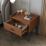 ⁦طاولة جانبية فاخر بتصميم بسيط⁩ - الصورة ⁦5⁩