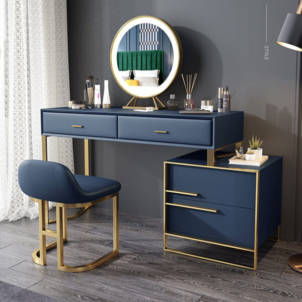 تسريحة مودرن شيك مع مقعد ومرآة