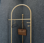 ⁦علاقة ملابس مودرن⁩ - الصورة ⁦4⁩