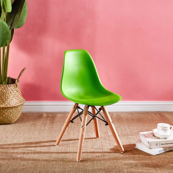 كرسي خشبي مودرن متميز