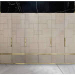 خزانة ملابس فخمة بتصميم ايطالي