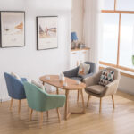 ⁦كرسي قماش مريح بتصميم أنيق⁩ - الصورة ⁦5⁩