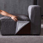 ⁦كنبة مودرن بتصميم حديث مريح مع بوف⁩ - الصورة ⁦3⁩