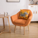 ⁦كرسي قماش مريح بتصميم أنيق⁩ - الصورة ⁦8⁩