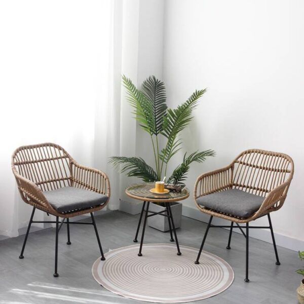 كرسي خيزران ب ارجل حديد