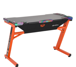 طاولة كمبيوتر مخصصة للاعبي القيمنق