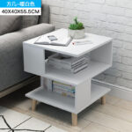 ⁦طاولة حديثة بتصميم مربع⁩ - الصورة ⁦3⁩