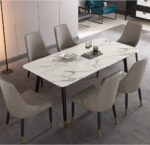 طاولة طعام حديثة بتصميم انيق وبسيط