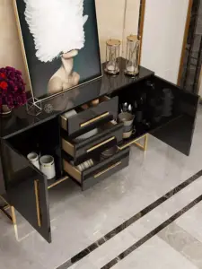 طاولة بوفيه طعام فاخر بسطح رخامي
