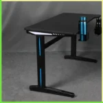 ⁦طاولة كمبيوتر مصممة للقيمنق بعناية⁩ - الصورة ⁦2⁩