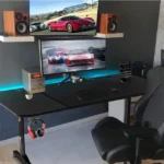 طاولة كمبيوتر للقيمنق بتصميم مذهل