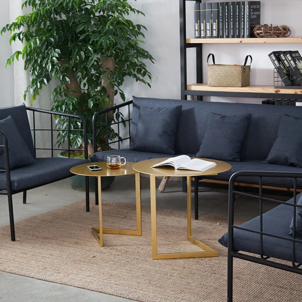 طاولتين فولاذيتين بتصميم حديث و مبتكر