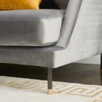 ⁦كنب مخملي بتصميم مريح و مميز⁩ - الصورة ⁦4⁩