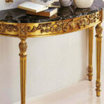 ⁦كنسول ملكي ذهبي فاخر⁩ - الصورة ⁦2⁩