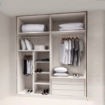 دولاب بوحدات تخزين و ارفف مختلفه و علاقة ملابس