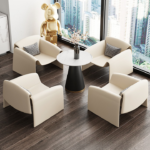 ⁦4 كراسي مع طاولة بشكل انيق ومميز⁩ - الصورة ⁦4⁩