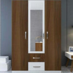 ⁦دولاب يتكون من 3 وحدات تخزين علاقة ملابس و 3 ارفف مع مراه⁩ - الصورة ⁦4⁩