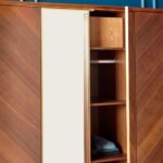 ⁦خزانة ملابس 6 أبواب بأدراج - ريفايند فينتاج⁩ - الصورة ⁦9⁩