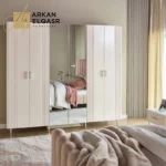 خزانة ملابس بمساحة تخزين واسعة من تصميم كورتني