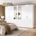 خزانة ملابس من اربع ابواب