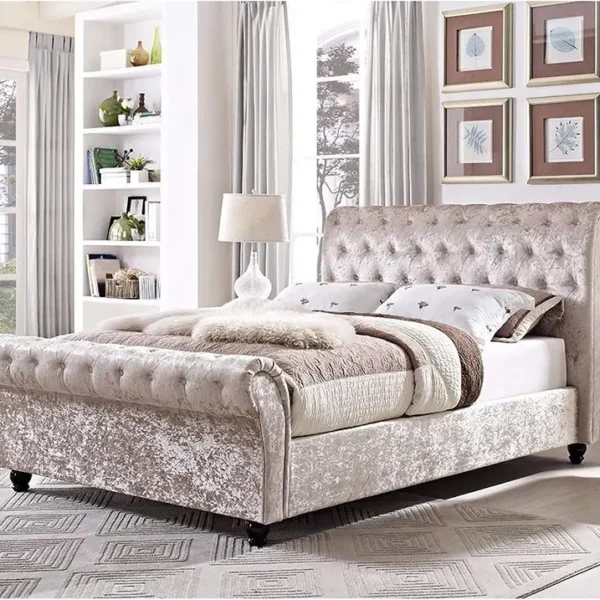 سرير نوم انيق ومميز