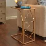 ⁦طاولة جانبية بتصميم زهور⁩ - الصورة ⁦2⁩