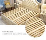 ⁦غرفة نوم كاملة بتصميم أمريكي فاخر – تشمل سرير + كومدينتين + تسريحة + خزانة ملابس – خشب متين وتشطيب أنيق⁩ - الصورة ⁦8⁩