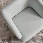 ⁦كرسي قماش بمساند ذراعين - نورمان⁩ - الصورة ⁦3⁩