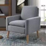 كرسي خشبي بتصميم فخم