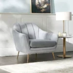 كرسي مخمل بمساند ذراعين - ديزموند