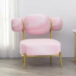 كرسي بشكل مميز وانيق