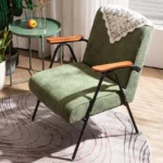 كرسي بتصميم مميز حديث