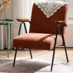 كرسي بتصميم مميز حديث