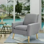 كرسي خشبي بتصميم فخم