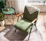 كرسي بتصميم مميز حديث