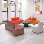 كنب من تصميم بسيط