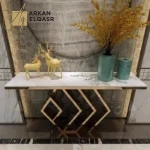 كنسول بسطح رخام بتصميم راقي