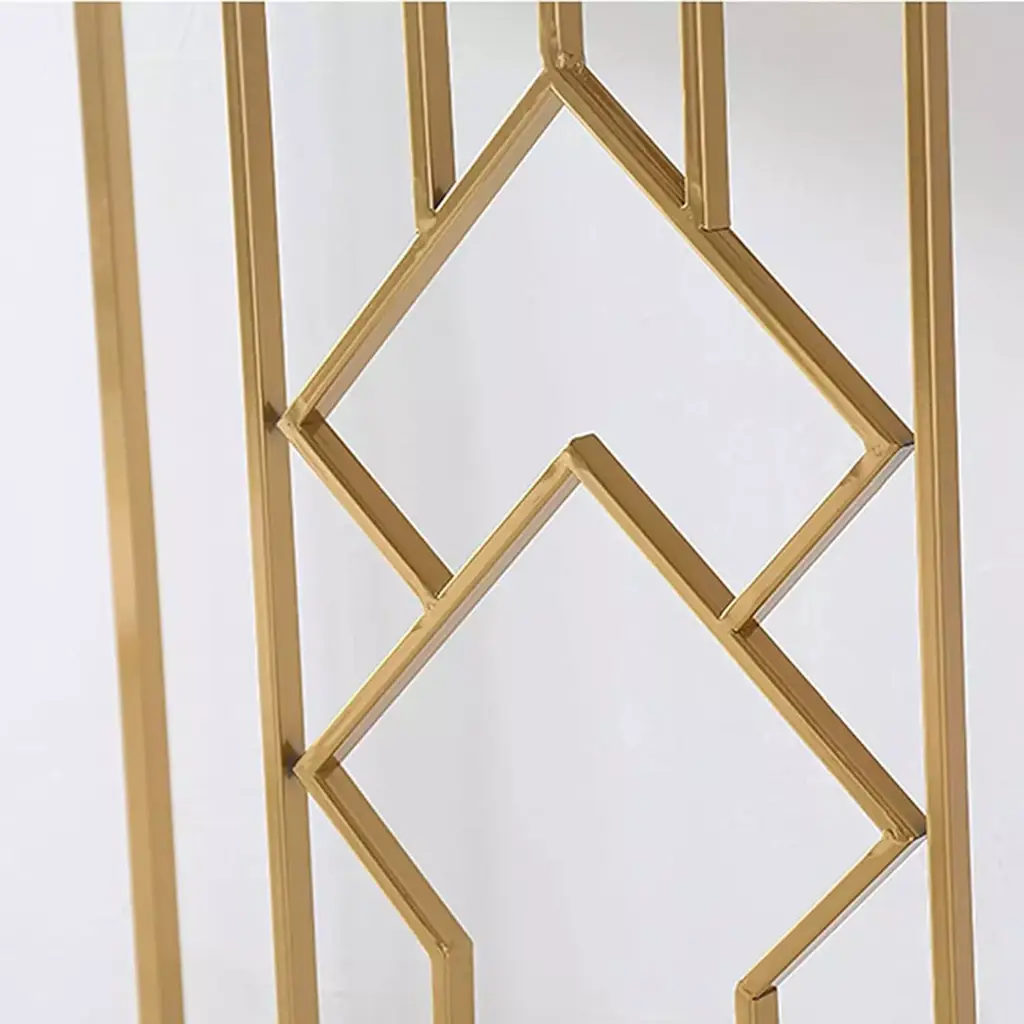 كنسول معدن ذهبي بتصميم فاخر