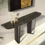 كنسول من الرخام و المعدن بتصميم عصري