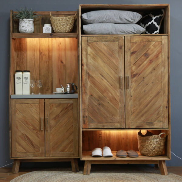 خزانة ملابس على الطراز الريفي