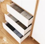 ⁦خزانة ملابس بتصميم جذاب⁩ - الصورة ⁦5⁩