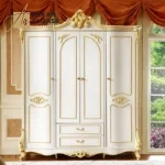 خزانة ملابس بتصميم مميز