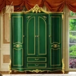 خزانة ملابس بتصميم مميز